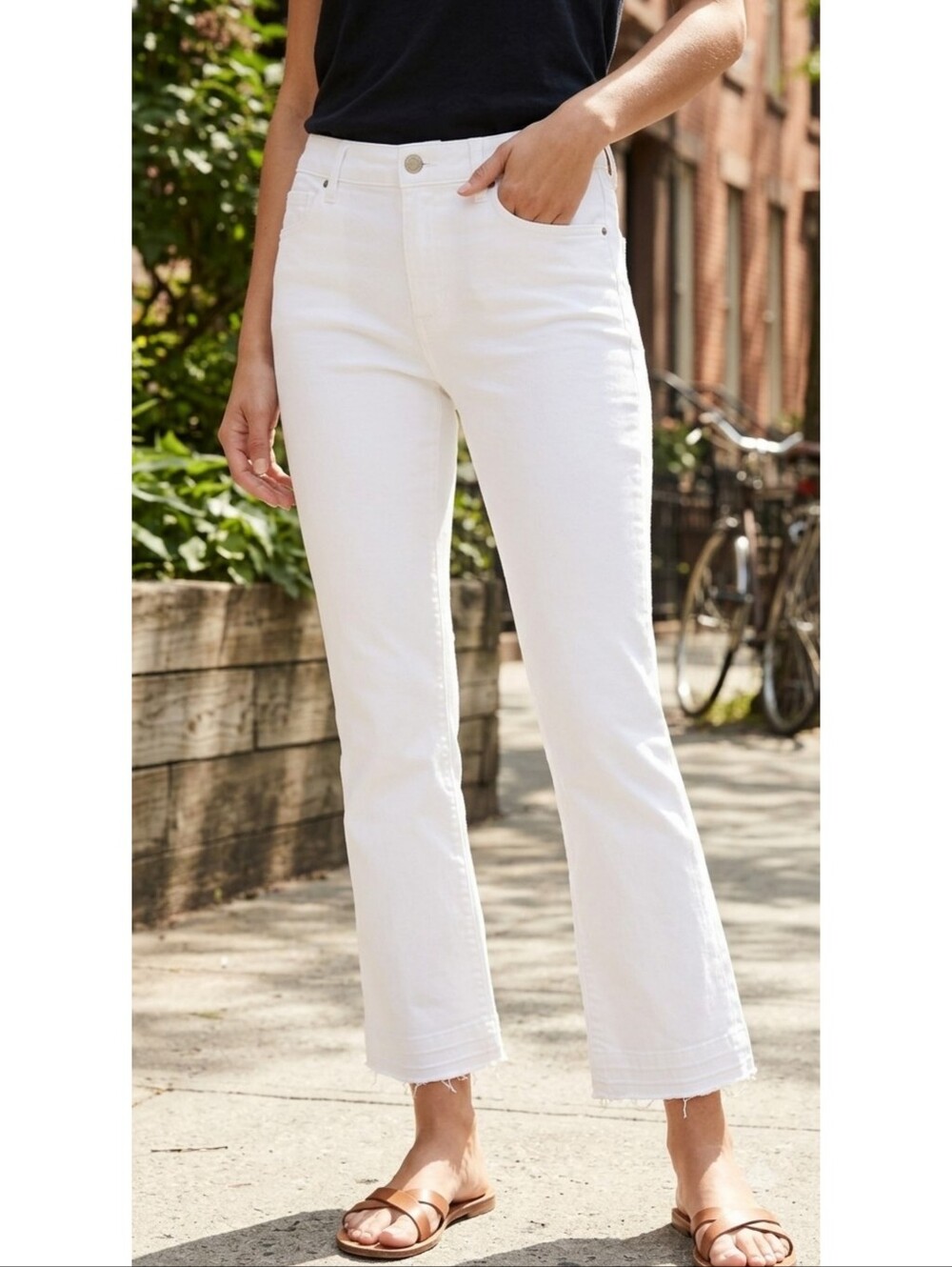 Ann Taylor Kick Crop Modern Fit Jeans White Size 00